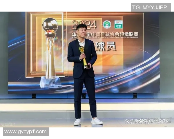 中超荣获月度最佳球员，实至名归